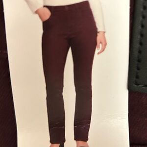 Express NWT Mid Rise Rinse Bootcut Jeans in Wine Wash Size 2